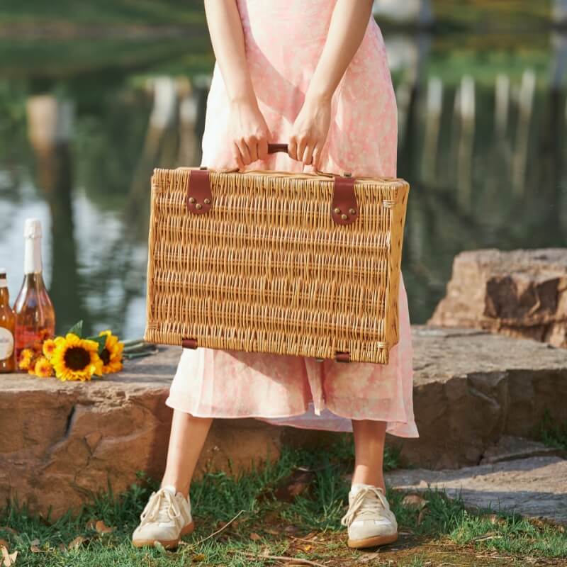 Insulated Picnic Basket