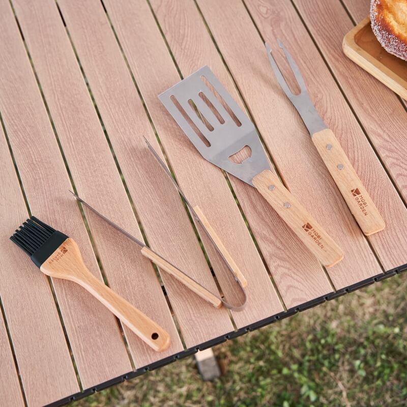 Leyan 4pcs BBQ Grill Tool Set